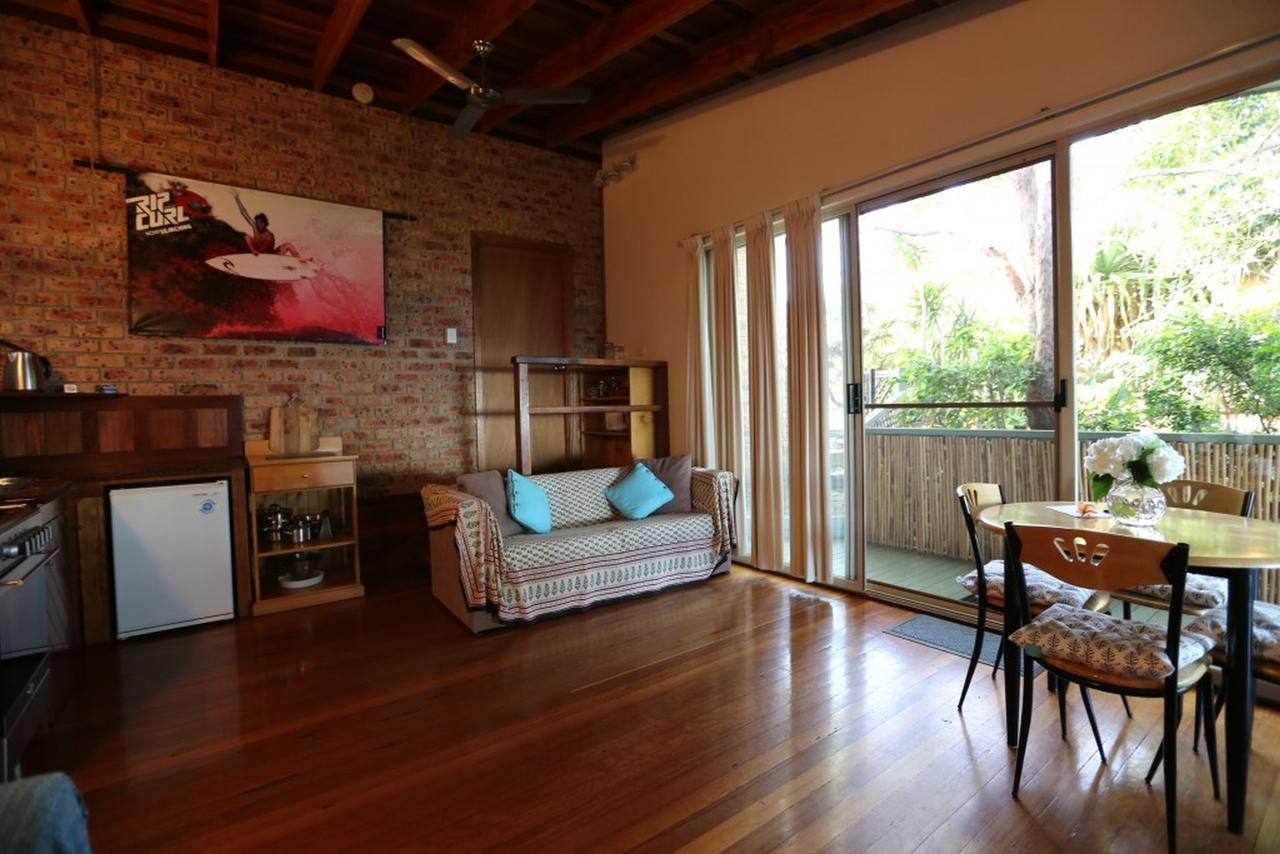 Benji'S By The Sea Apartment Scotts Head Bilik gambar
